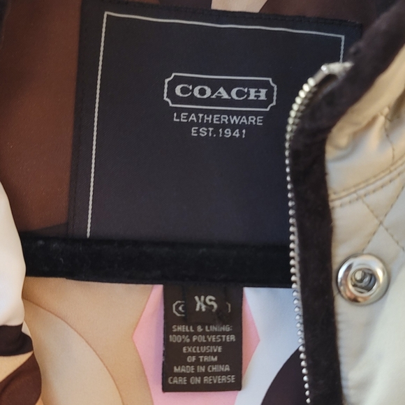 Coach (Authentic) Quilted-Jacket, Tan & Brown, Long-Sleeved, Front Pockets - Picture 3 of 11